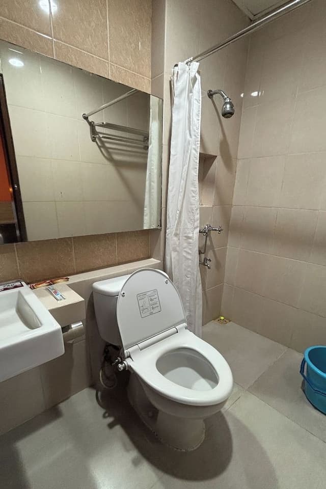 Deluxe Room, 1 King Bed