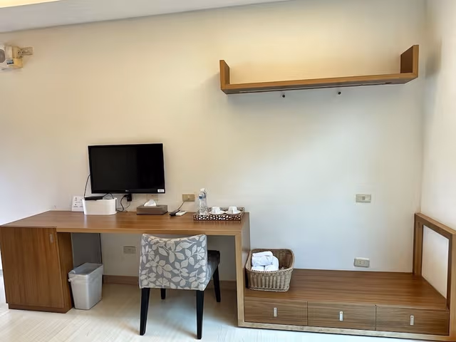 Classic Twin Room