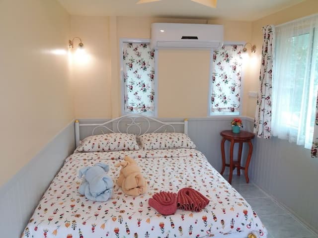 Iris House