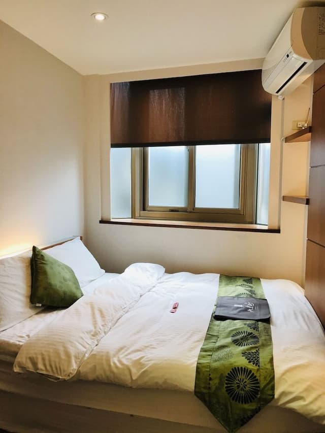 Comfort Twin Room (street view)