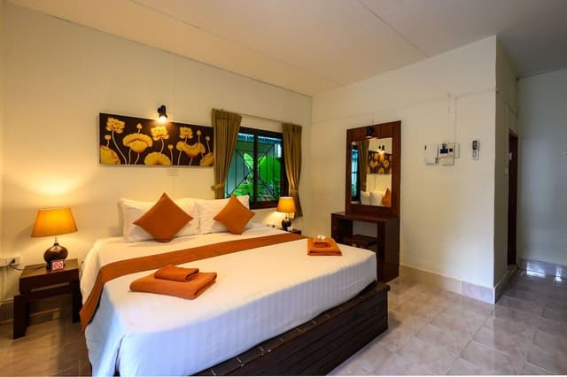 Garden Bungalow