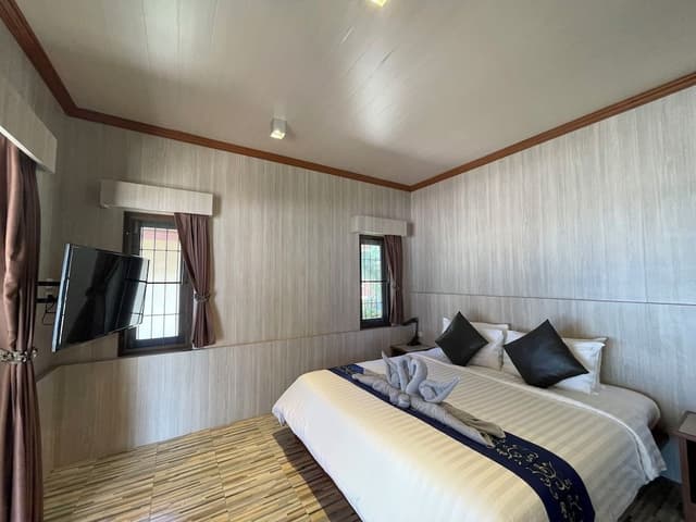 Air Con Beach Front Bungalow 2 Persons