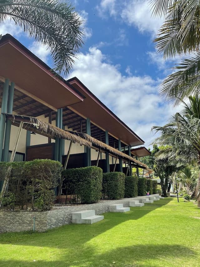 Room Air-Con Beach Front (2 persons)