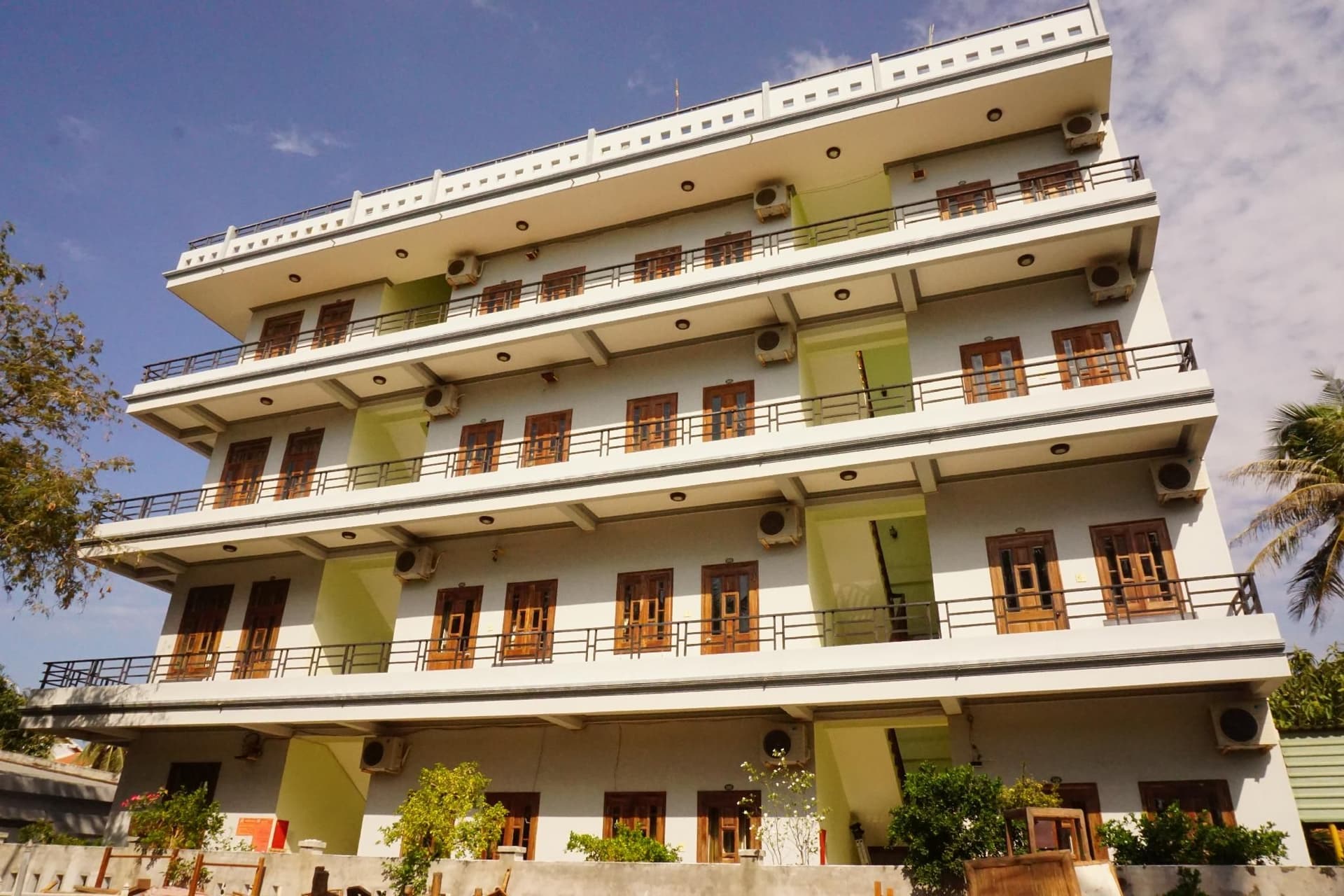 Cat Tien Guest House Cat Tien Guest House