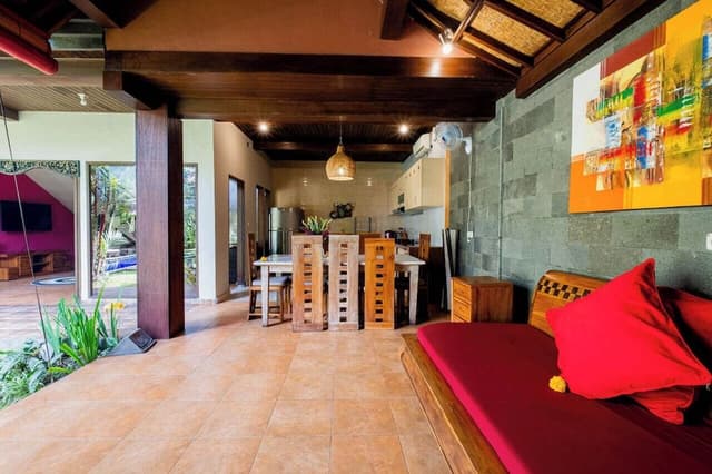 5 Bedrooms Private Pool Villa