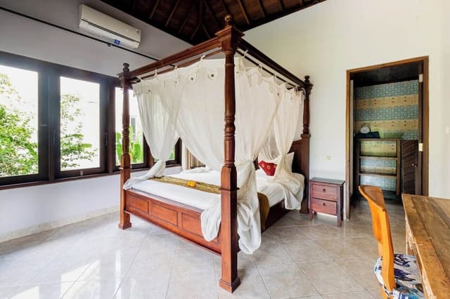 4 Bedrooms Private Pool Villa