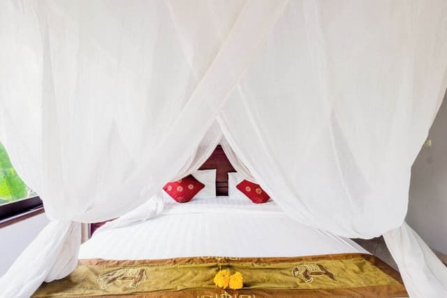 4 Bedrooms Private Pool Villa