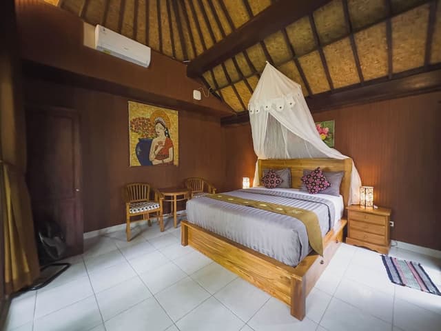 5 Bedrooms Private Pool Villa