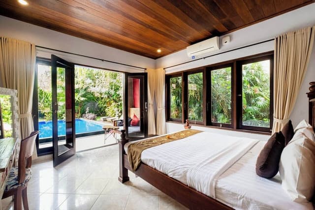 4 Bedrooms Private Pool Villa