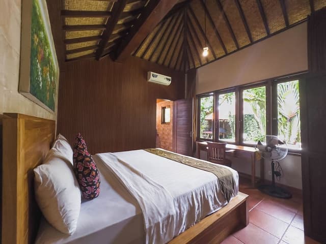 5 Bedrooms Private Pool Villa