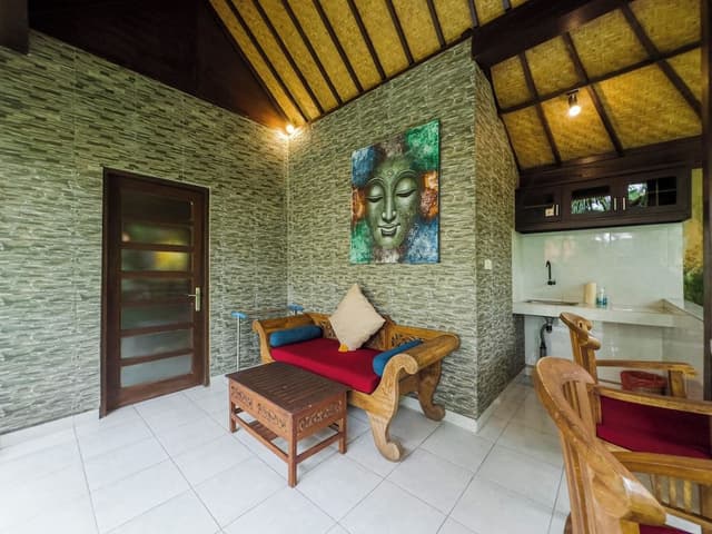 5 Bedrooms Private Pool Villa