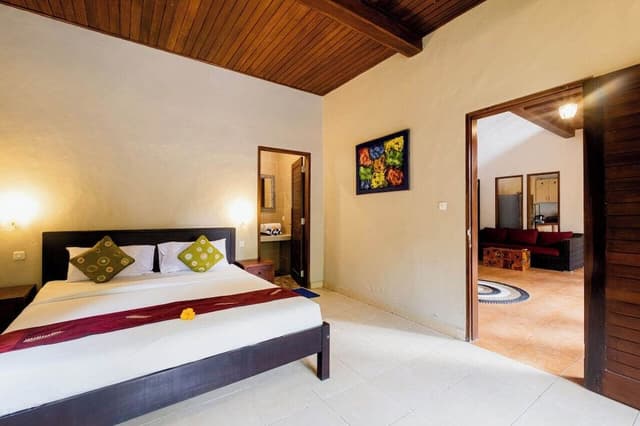 5 Bedrooms Private Pool Villa
