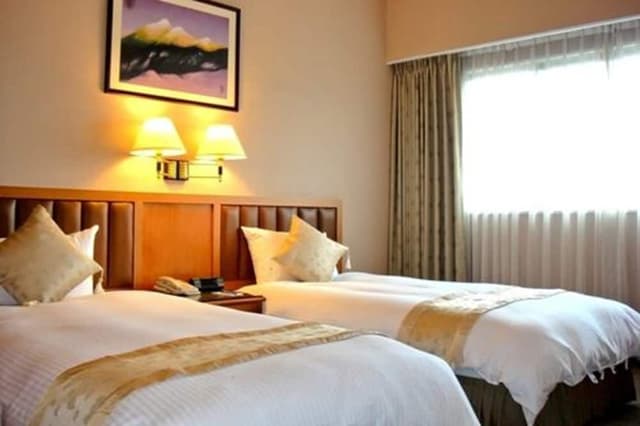 Executive Deluxe Twin Room