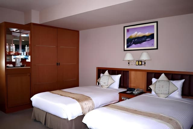 Executive Deluxe Twin Room