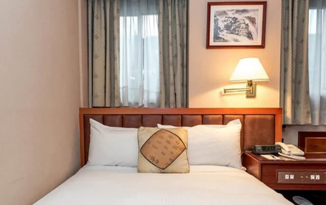 Business Twin Room