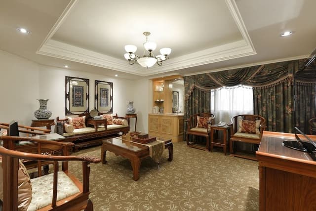 Deluxe Suite, 1 King Bed