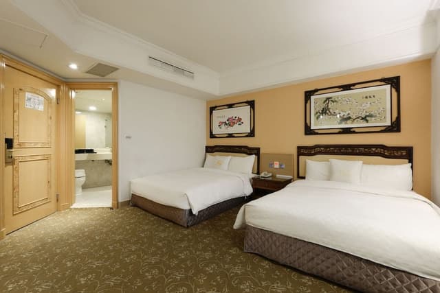 Deluxe Quadruple Room