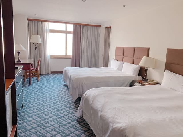 Suite With Kitchenette