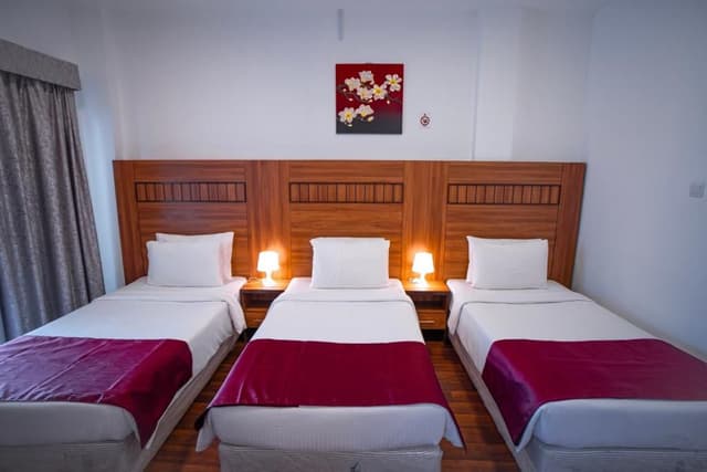 Triple Room