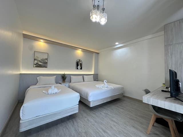 Deluxe Triple Room