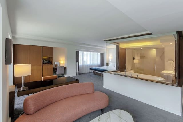 United Suite