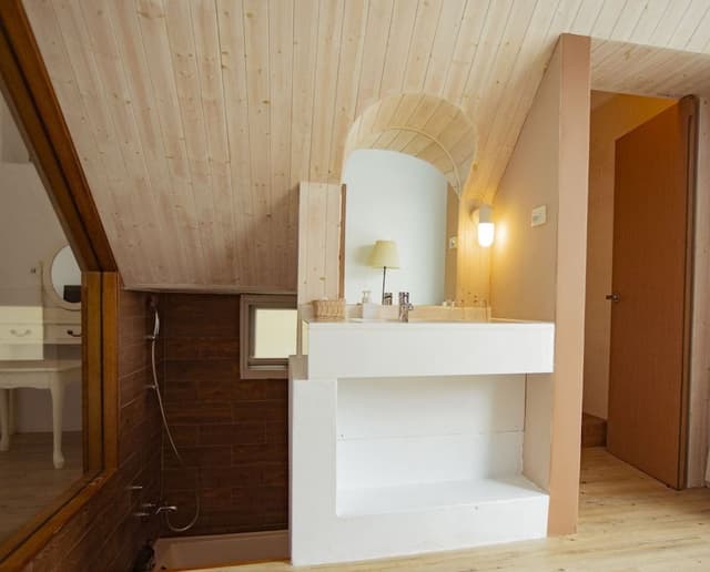 Deluxe Mountain View Balcony - Double Room