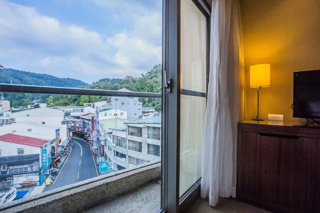 Quadruple Room (Street View)