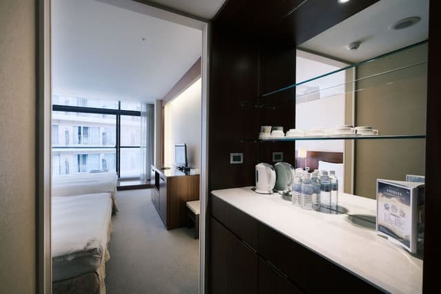 Quadruple Room (Street View)