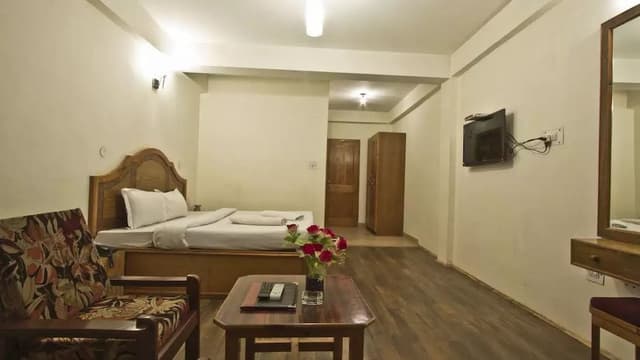 Deluxe Double Room, 1 Bedroom, Hill View, Garden Area