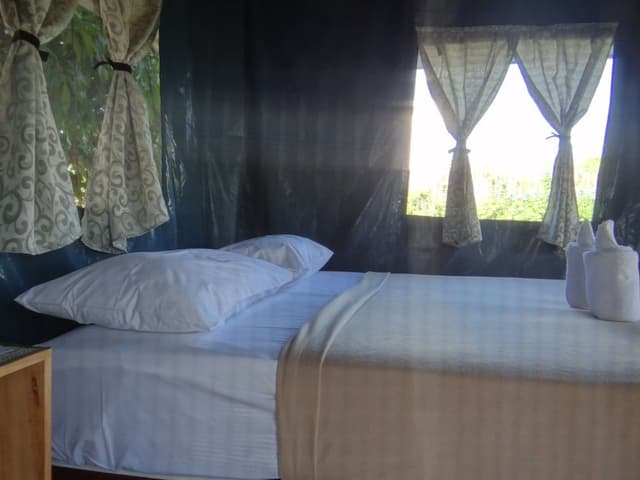 VIP Tent for 1 Person (Breakfast and Dinner Included)