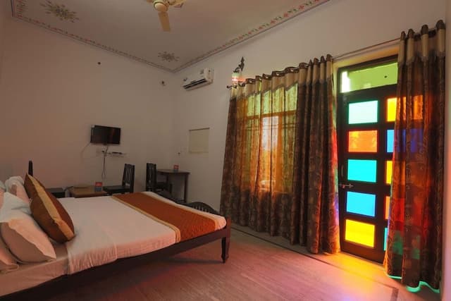 Super Deluxe Room