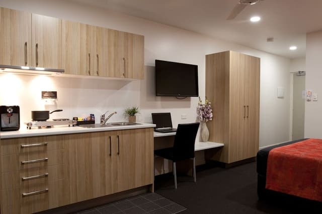 Queen Room with Kitchenette