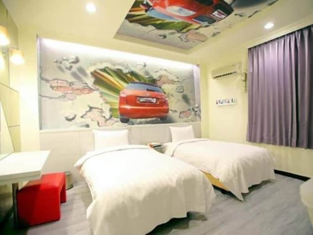 Business Twin Room