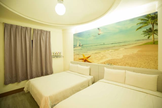 Quad Room