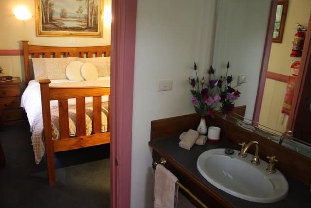 Maids Suite