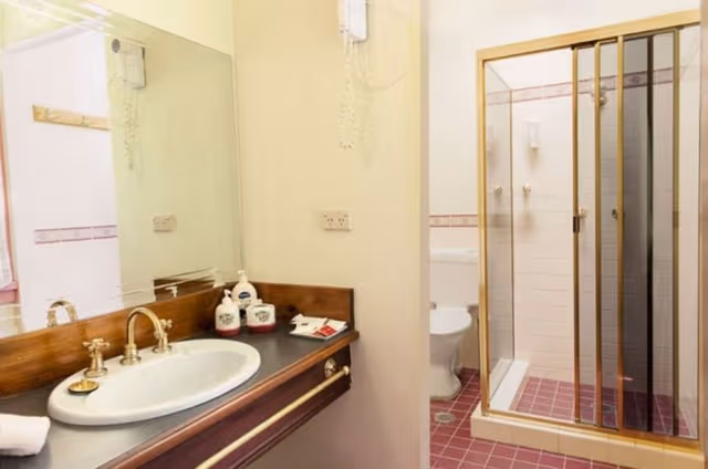 Maids Suite