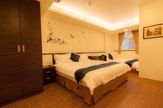 Deluxe Quadruple Room
