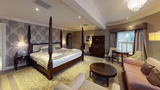 Four Poster Suite