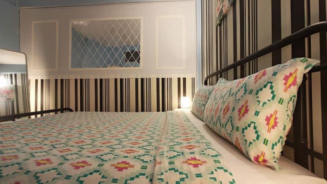 Basic Double Room, 1 Queen Bed (No Window)
