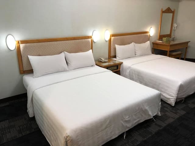 Classic Twin Room