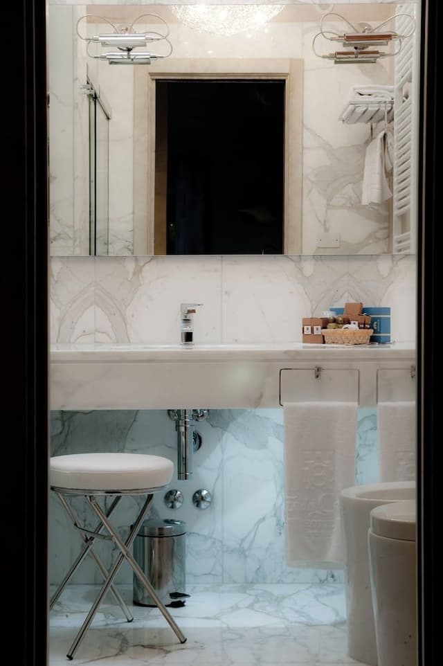 Suite (Prestige)