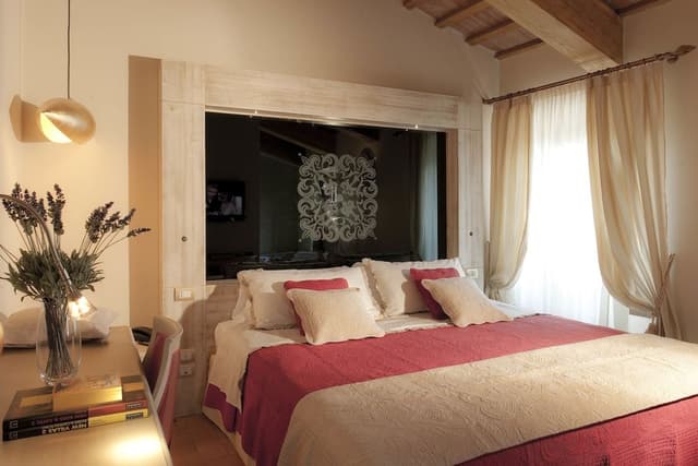 Suite (Prestige)
