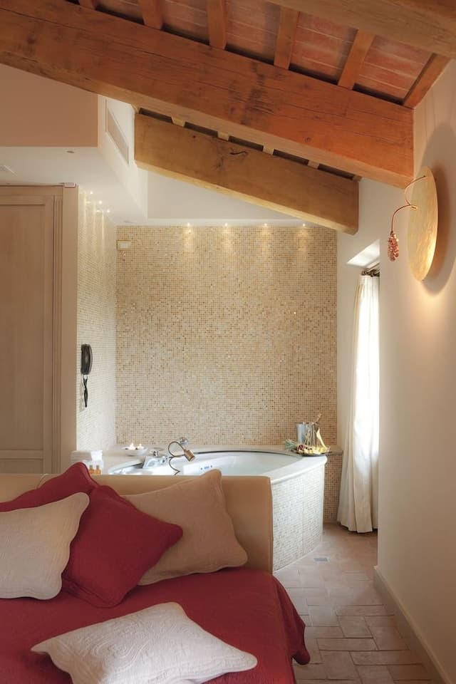 Suite (Prestige)