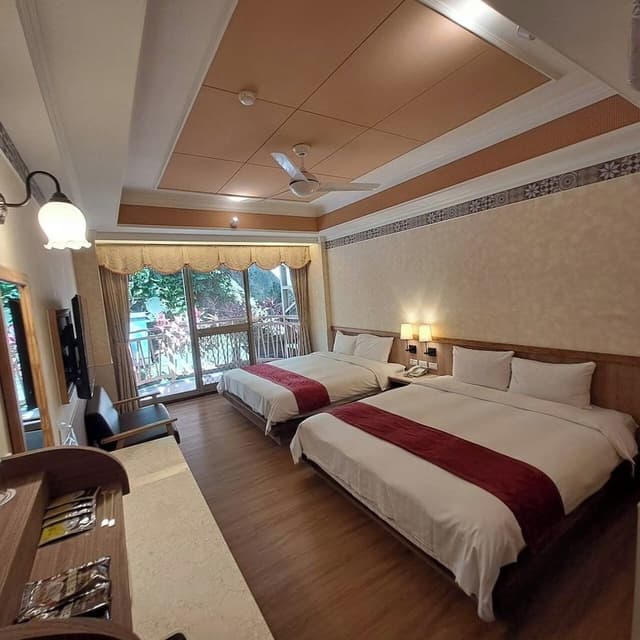 Elite Quadruple Room