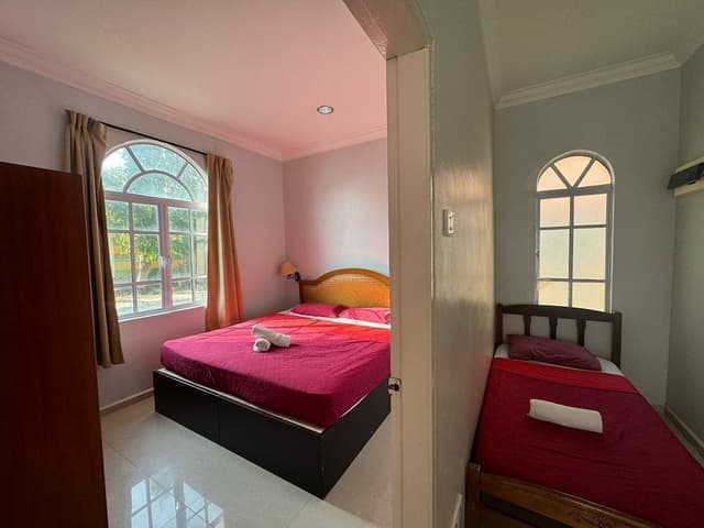 Basic Quadruple Room, Partial Sea View