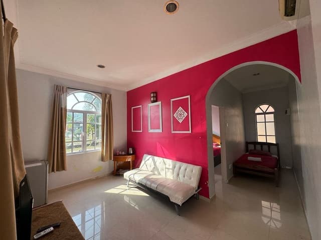 Basic Quadruple Room, Partial Sea View