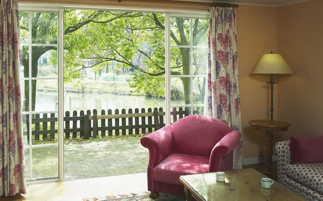 Lakeside Villa[A first-day ticket must be purchased/Next-day free admission], Non Smoking