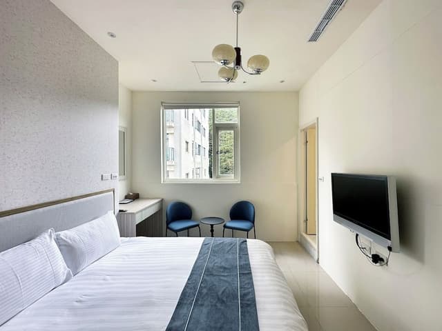 Superior Double Room, City View