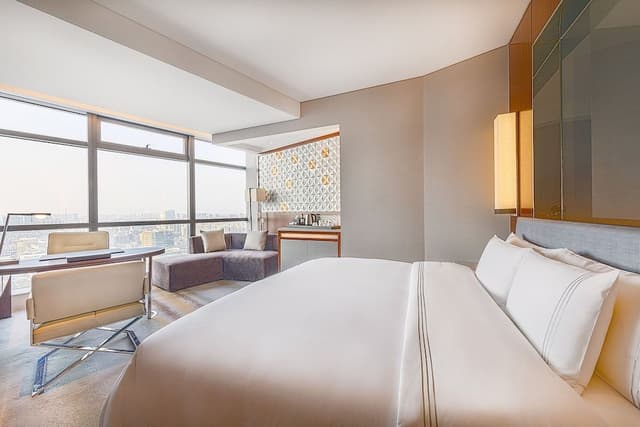 Executive King Room