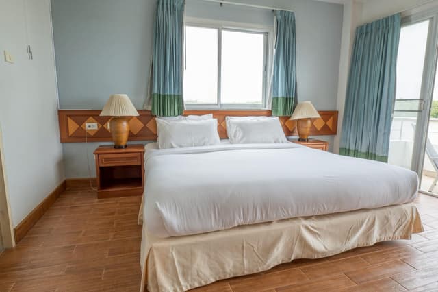 Panoramic Oceanfront Room